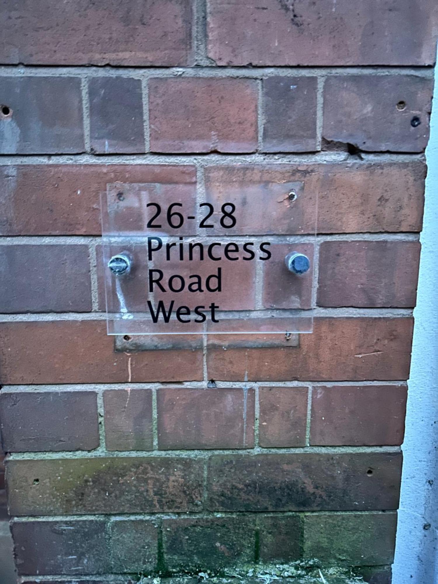Leicester Studio At City Centre With Free Parking Exterior photo